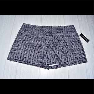 COPY - AWAKENING SUMMER GEOMETRIC CASUAL SHORTS SIZE XPL